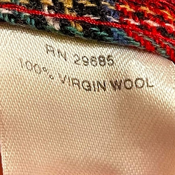 Pendleton Red Tartan Plaid Virgin Wool Button Down Shirt Washable Size Medium - Picture 9 of 10